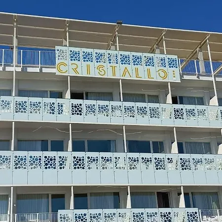 Ξενοδοχείο με διαμερίσματα Cristallo Σενιγκάλια